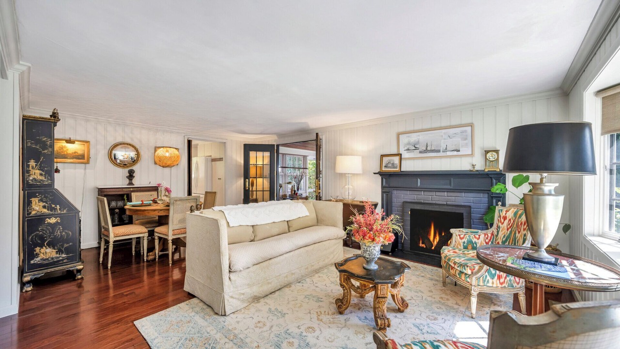 Photo of Livingroom in Water Mill