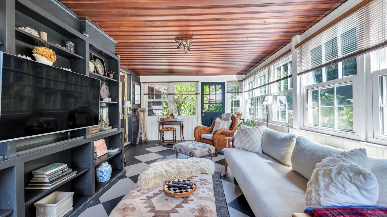 Photo of Livingroom in Water Mill