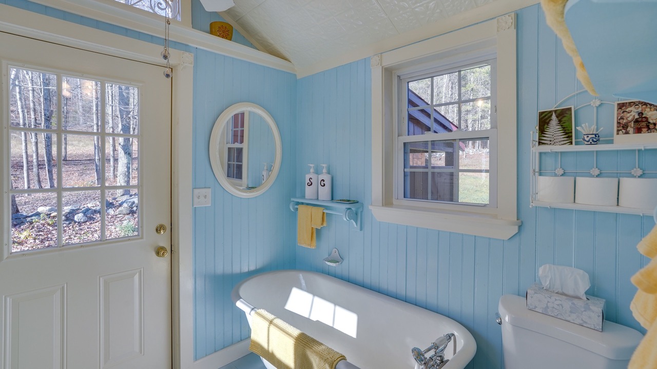 Photo of Bathroom in Vernon