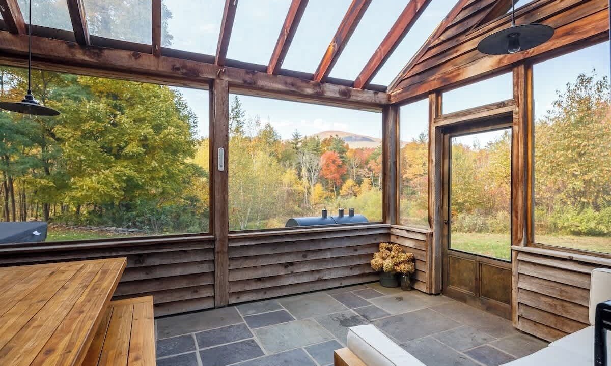 Photo of Bedroom in Saugerties