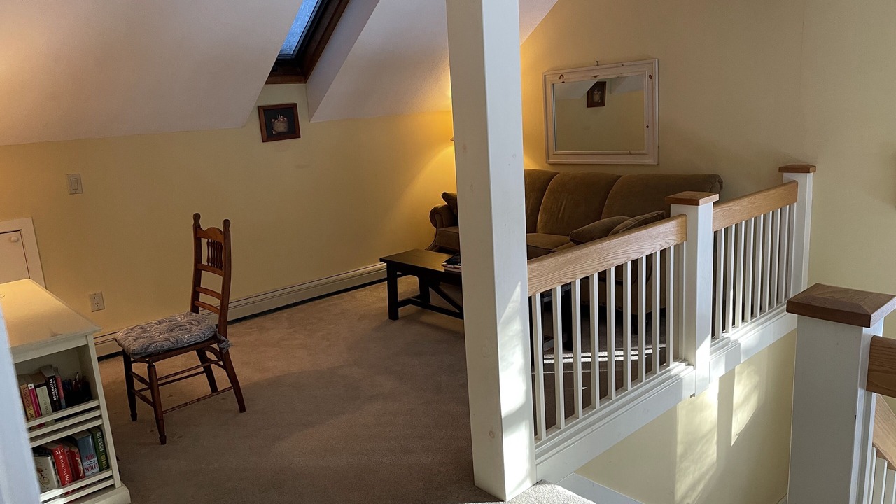 Photo of Livingroom in West Hartford