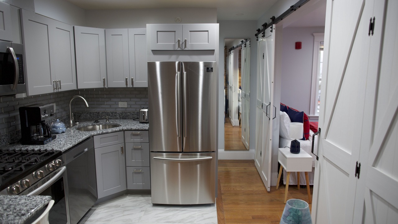 Photo of Kitchen in Meeting House Hill