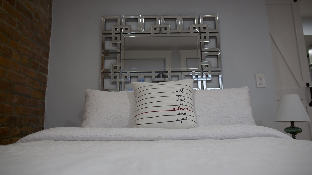 Photo of Bedroom in Meeting House Hill