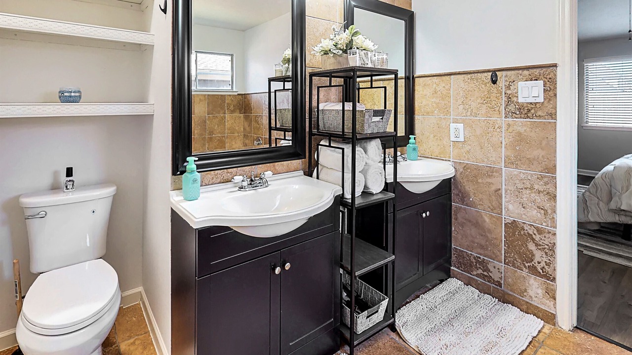 Photo of Bathroom in Pearland