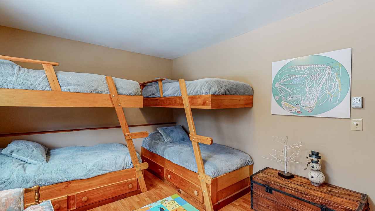 Photo of Bedroom in Winhall