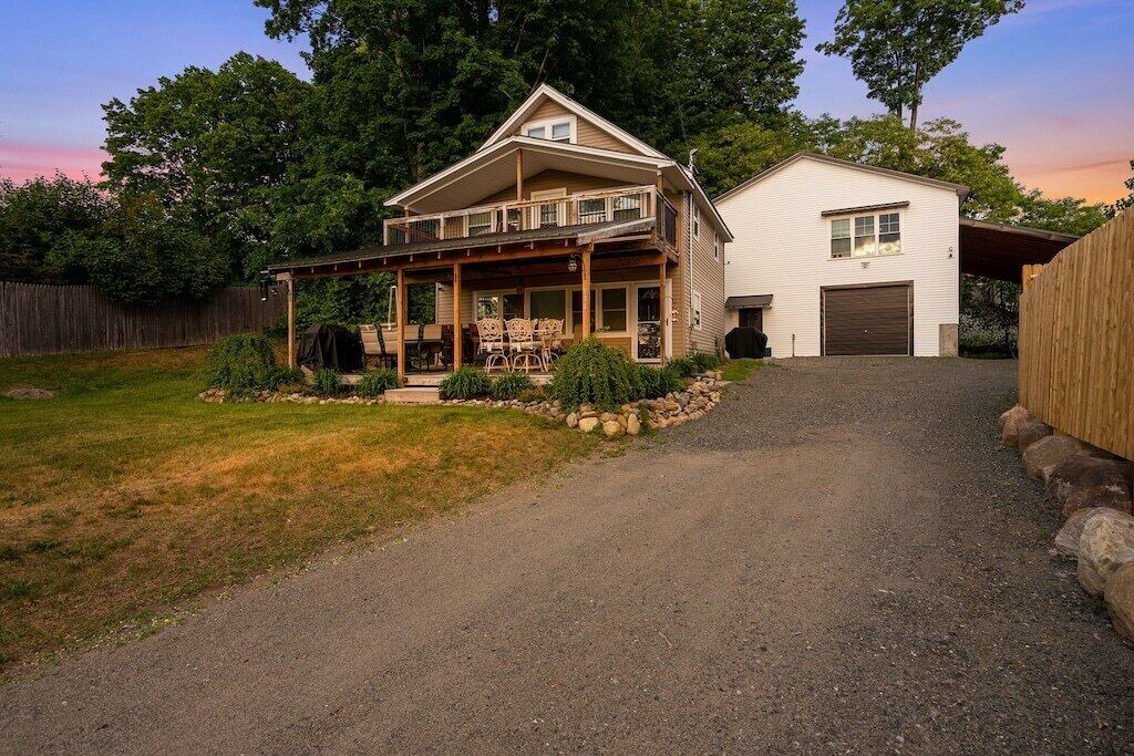 Photo of Outdoor in Northville