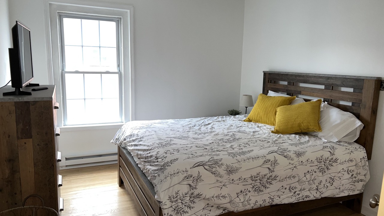 Photo of Bedroom in Greene