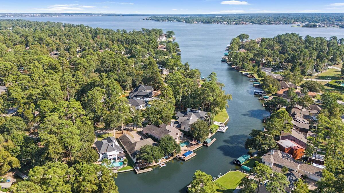 Photo of Outdoor in Walden on Lake Conroe