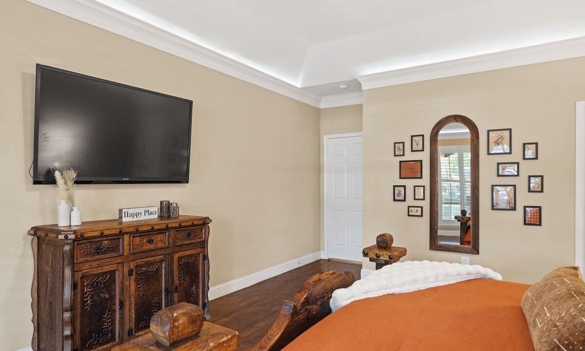 Photo of Bedroom in Walden on Lake Conroe