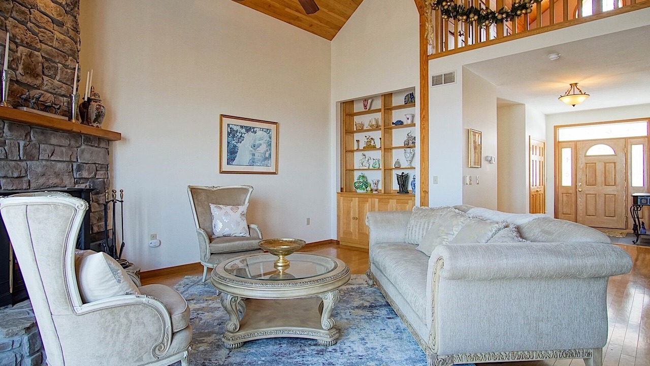 Photo of Livingroom in Snowshoe