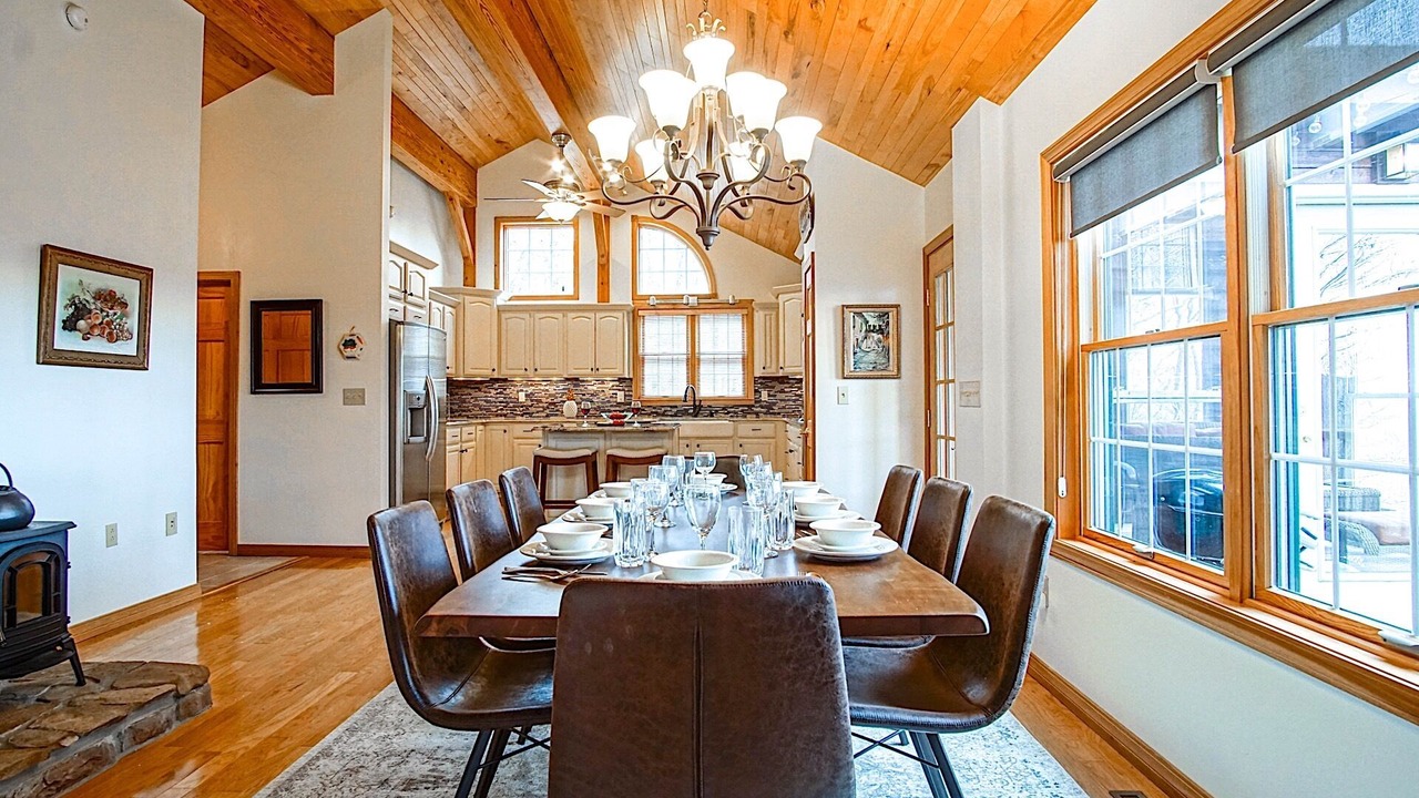 Photo of Others in Snowshoe