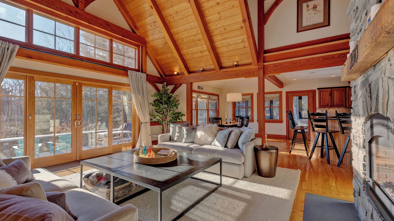 Photo of Livingroom in Mount Sunapee