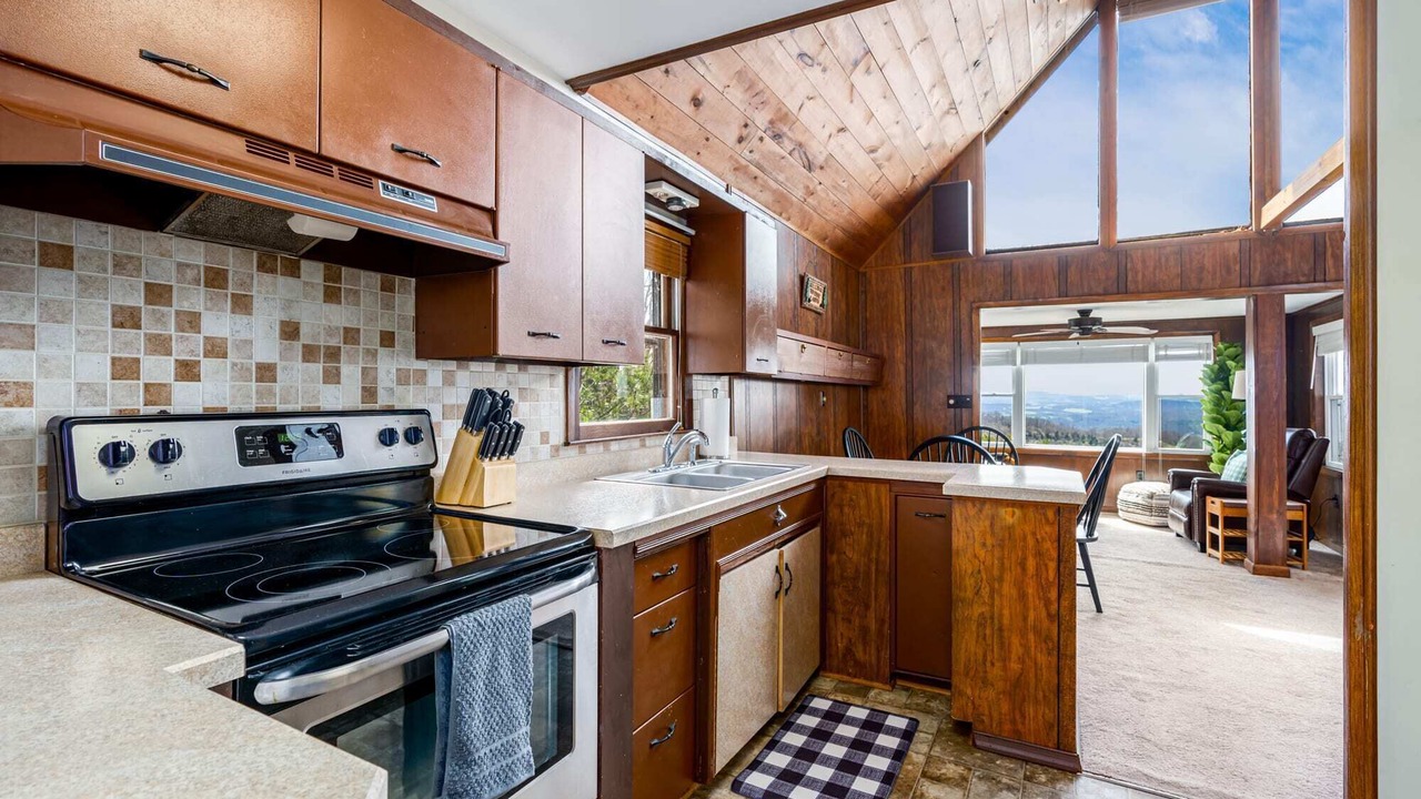 Photo of Kitchen in Capon Bridge