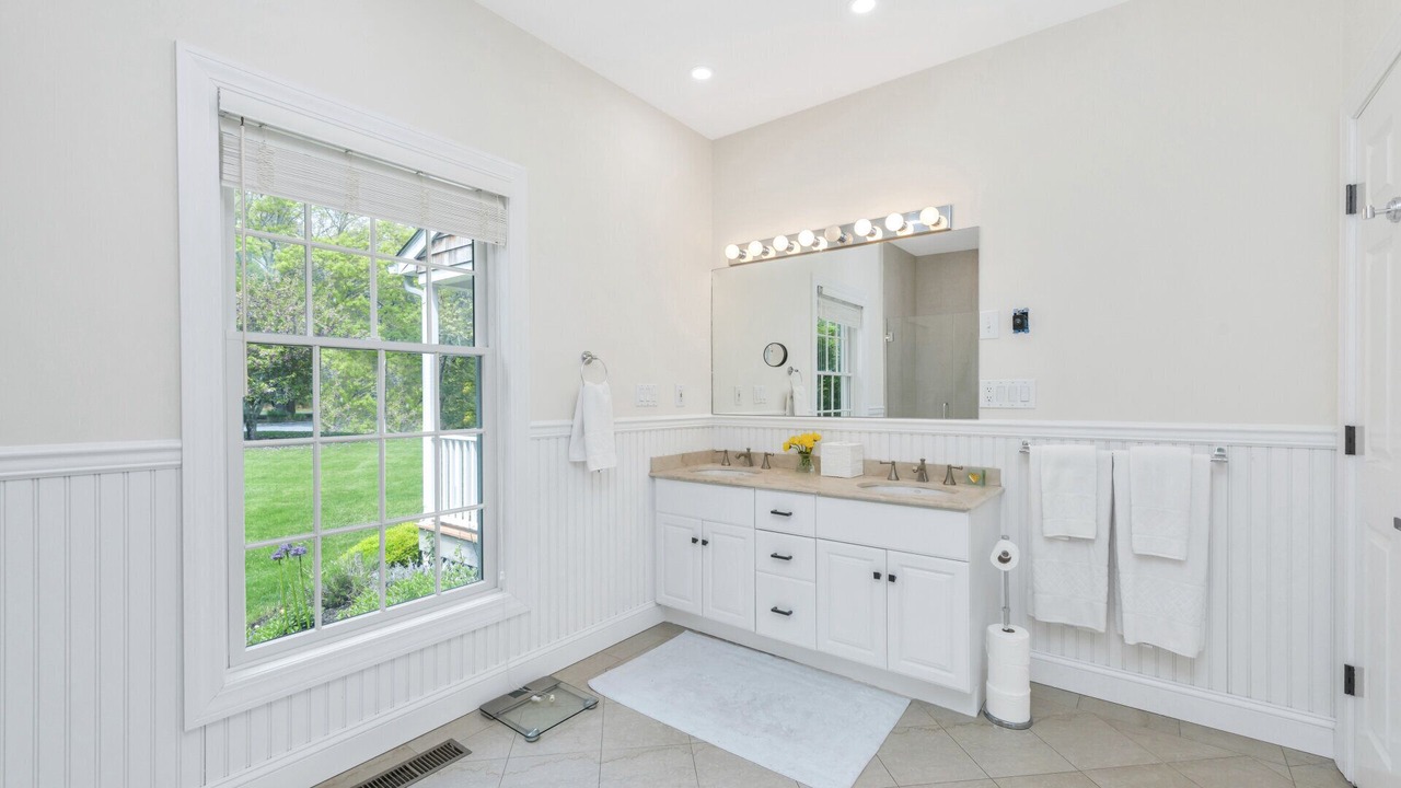Photo of Bathroom in Westhampton