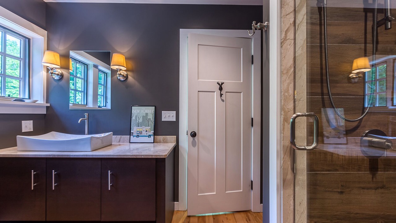 Photo of Bathroom in Stratton and Bromley Ski Areas