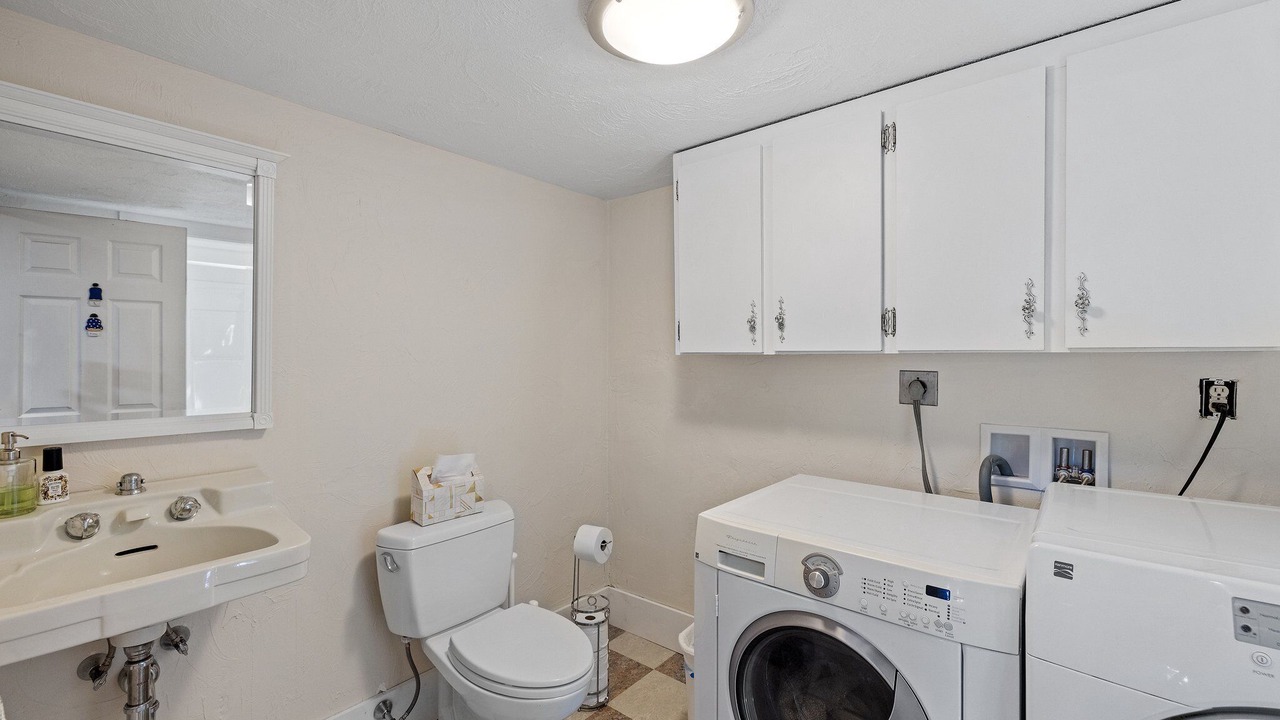 Photo of Bathroom in Campton