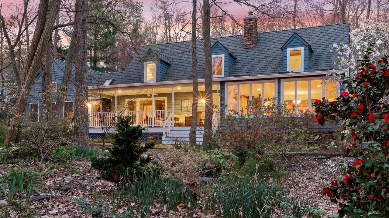 Photo of Outdoor in Valley Lee