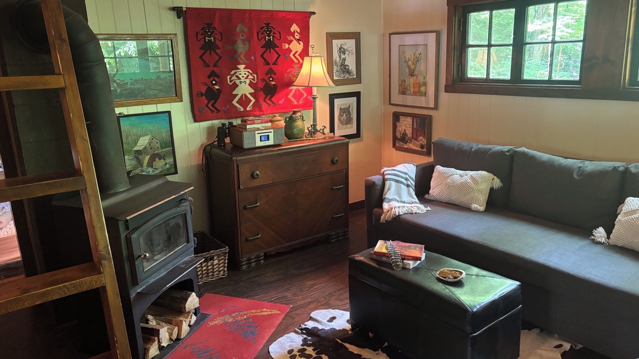 Photo of Livingroom in Ansted