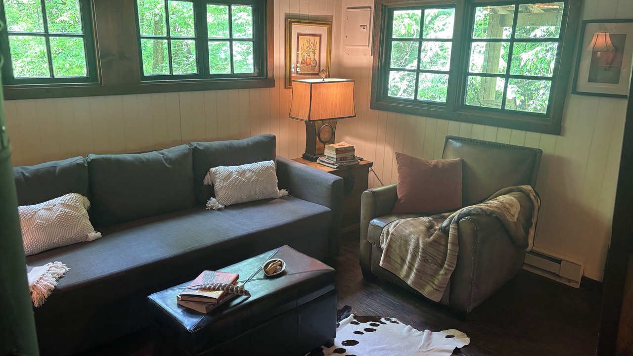 Photo of Livingroom in Ansted
