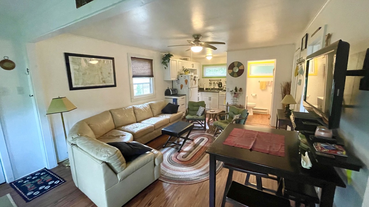 Photo of Livingroom in Lake Luzerne-Hadley