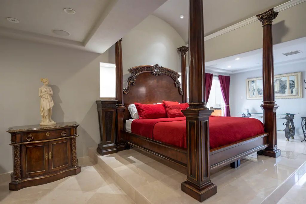 Photo of Bedroom in Greenway Plaza-Upper Kirby