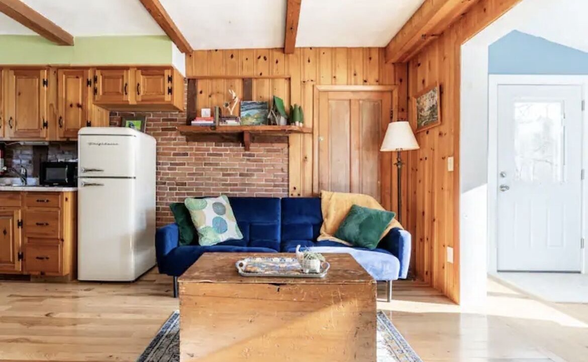 Photo of Livingroom in Chittenden County