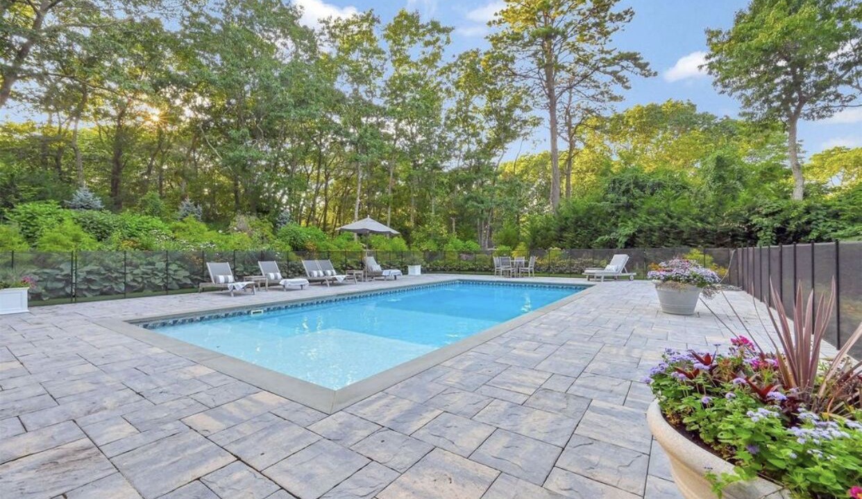 Photo of Outdoor in Hampton Bays