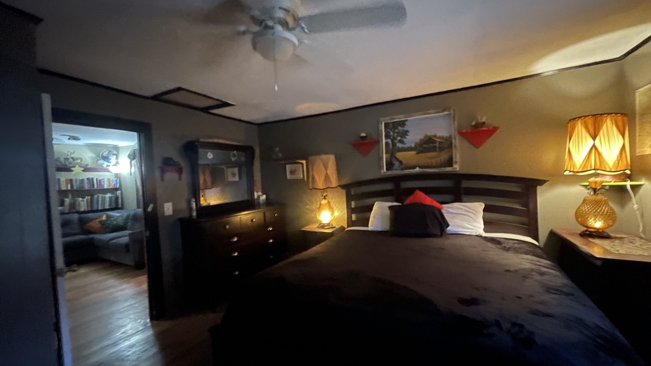 Photo of Bedroom in Elton