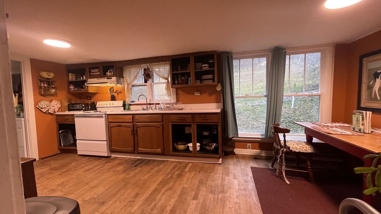 Photo of Kitchen in Elton