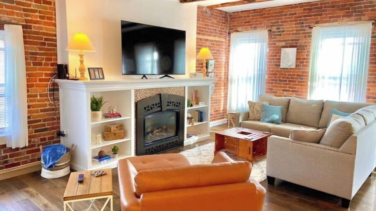 Photo of Livingroom in Glens Falls
