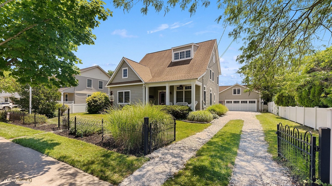 Photo of Outdoor in Village Green
