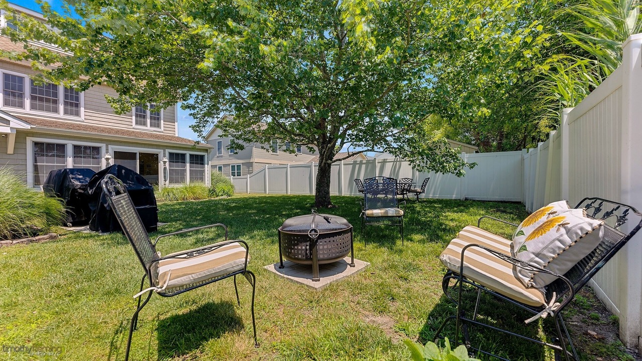 Photo of Patio Balcony in Village Green