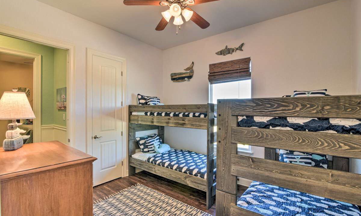 Photo of Bedroom in Surfside Beach