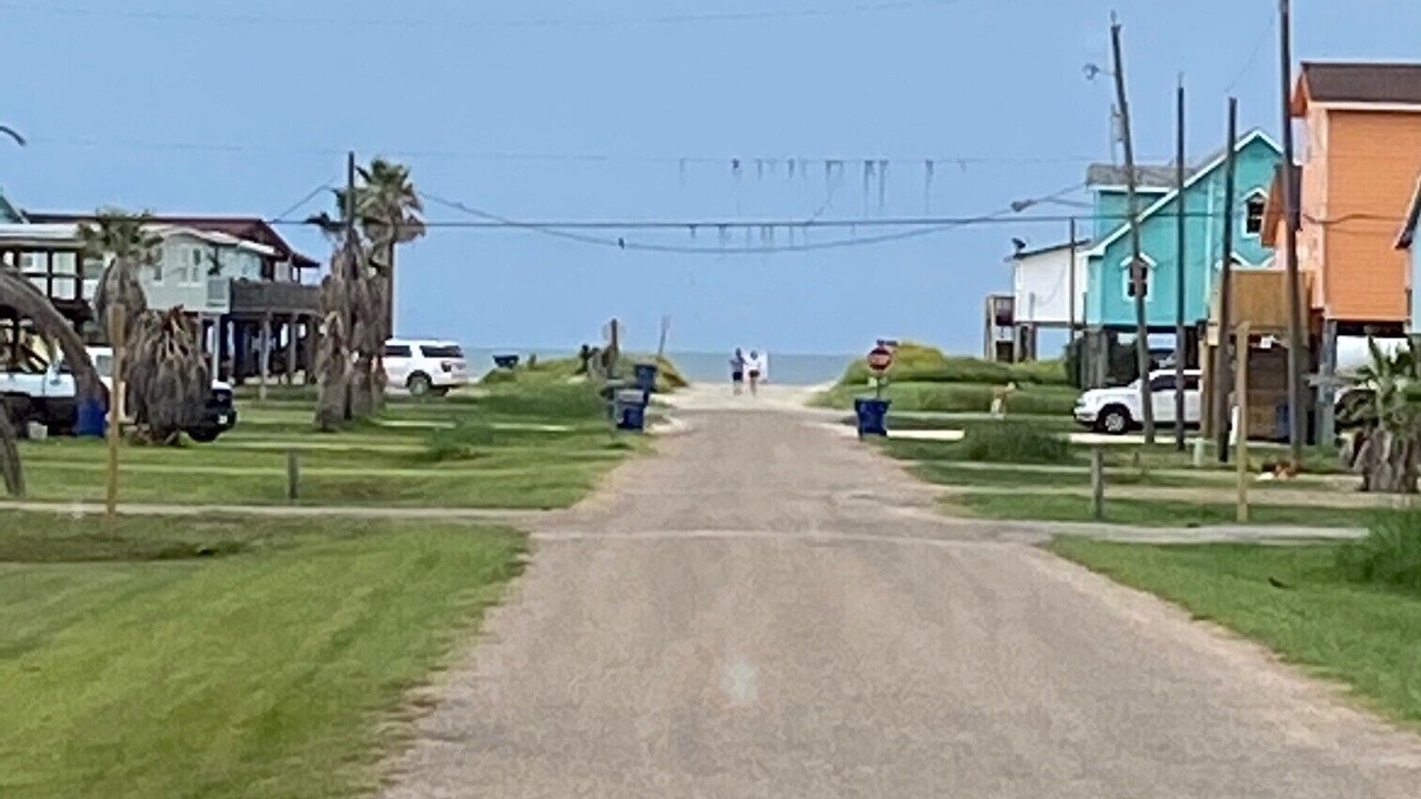Photo of Others in Surfside Beach