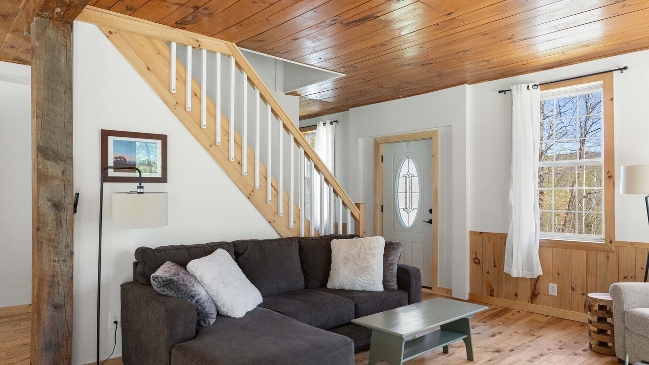 Photo of Livingroom in Moretown