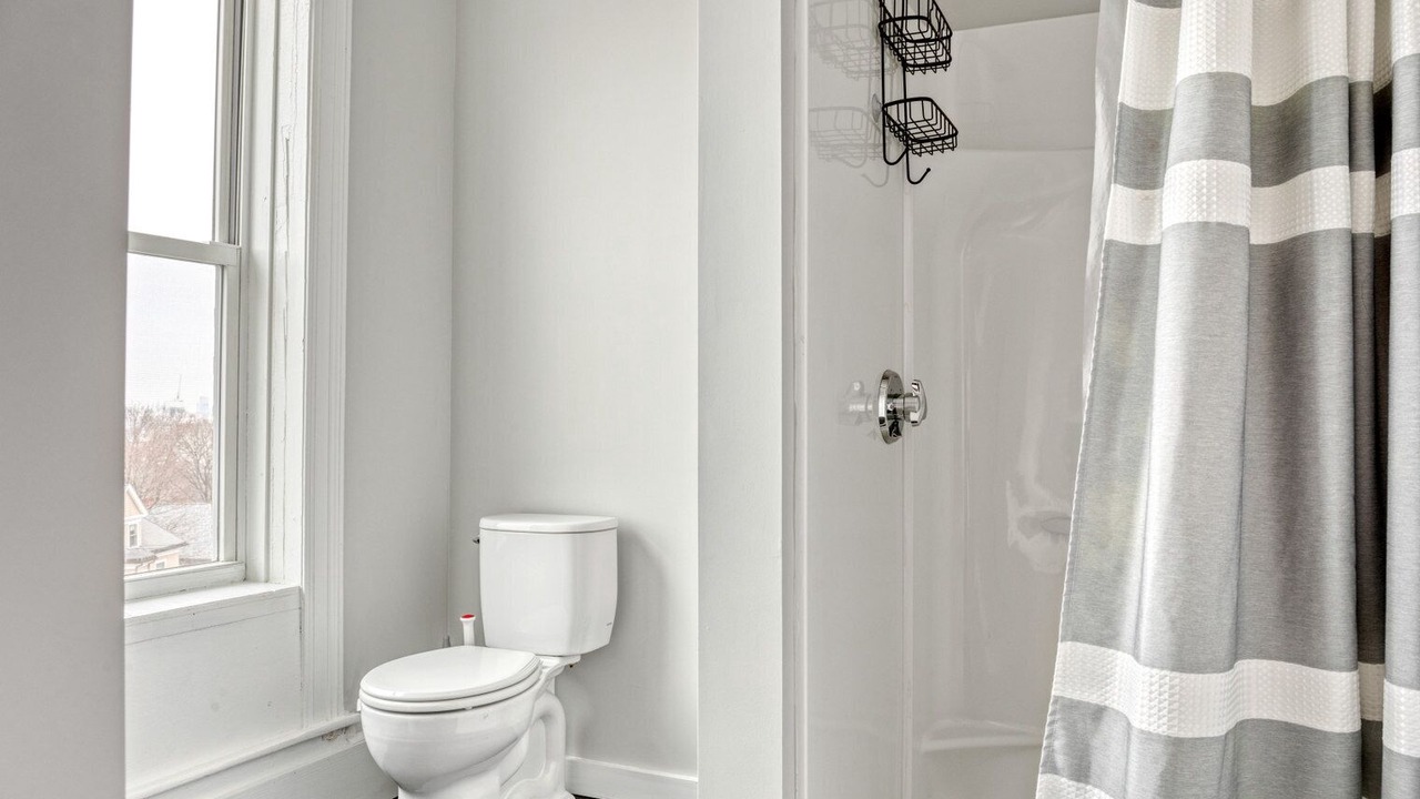 Photo of Bathroom in Aspinwall Hill