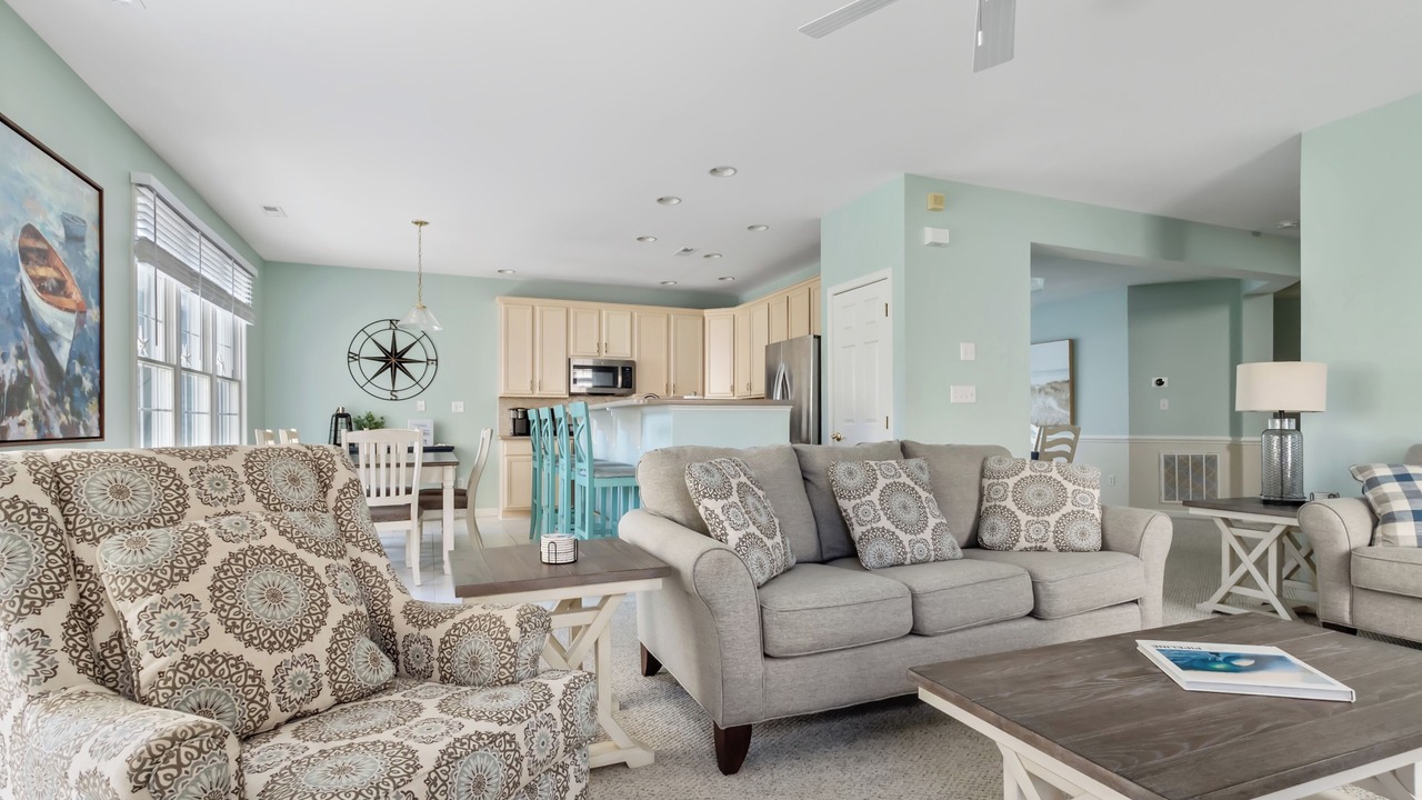 Photo of Livingroom in Bayside