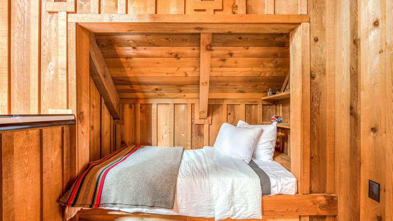 Photo of Bedroom in Rhododendron