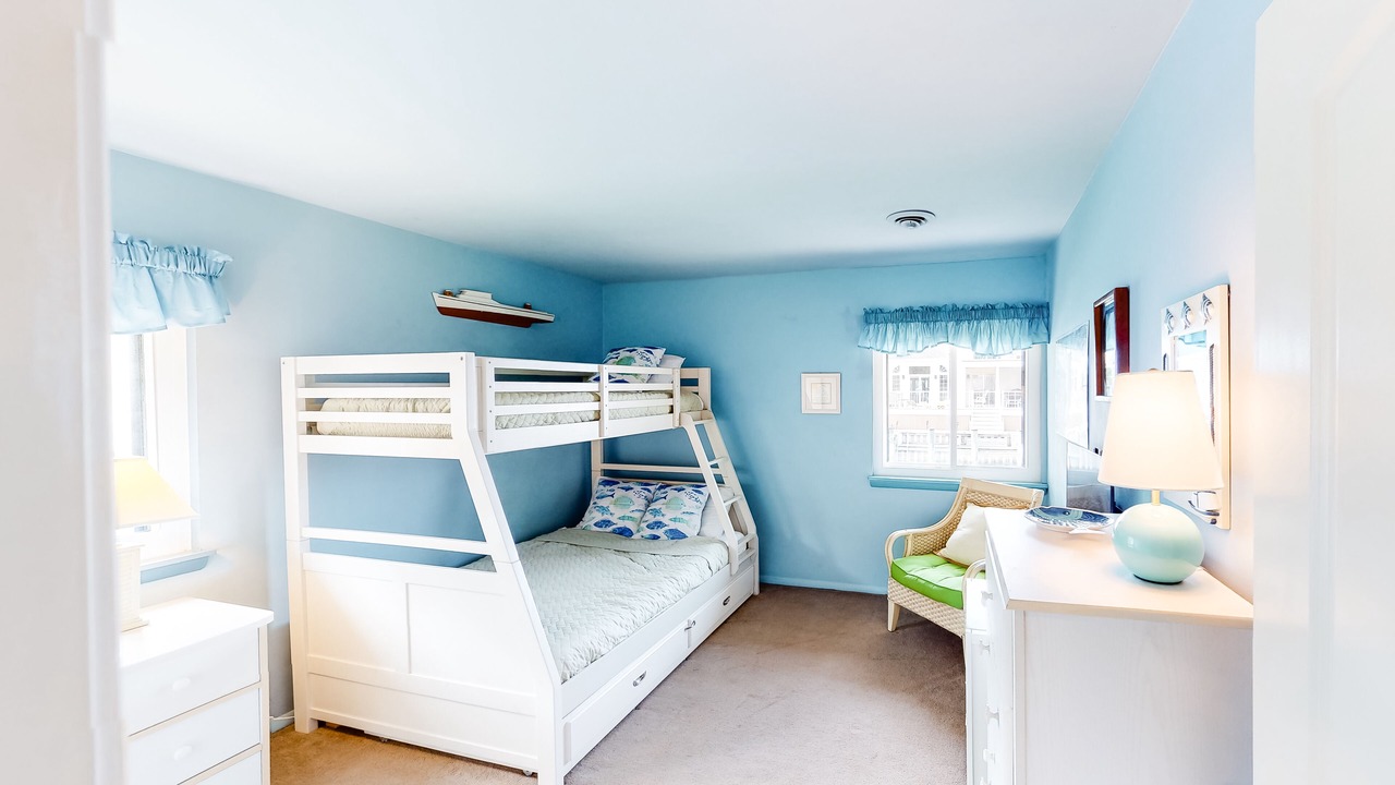 Photo of Bedroom in North Ocean City