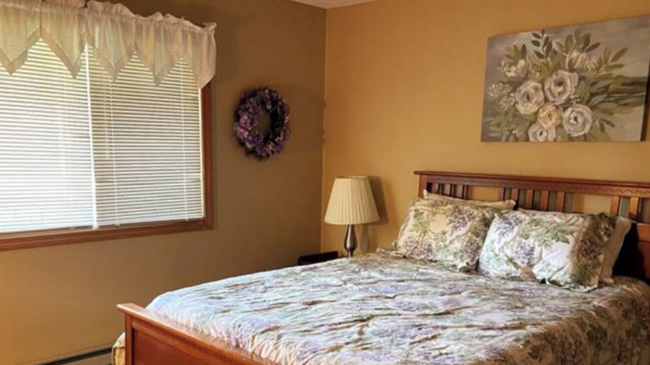 Photo of Bedroom in Center Conway