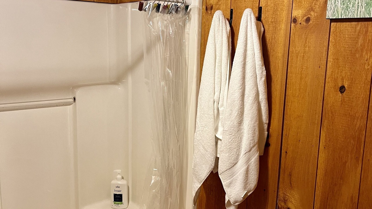 Photo of Bathroom in Errol