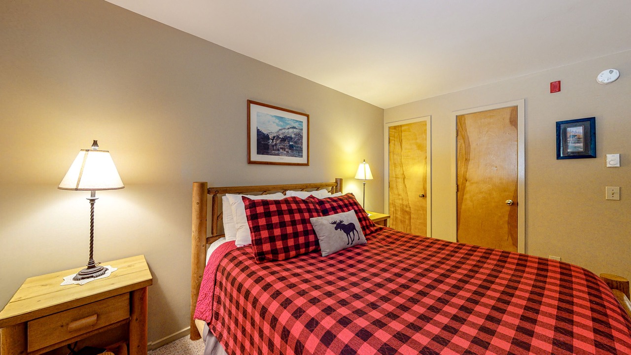 Photo of Bedroom in Warren