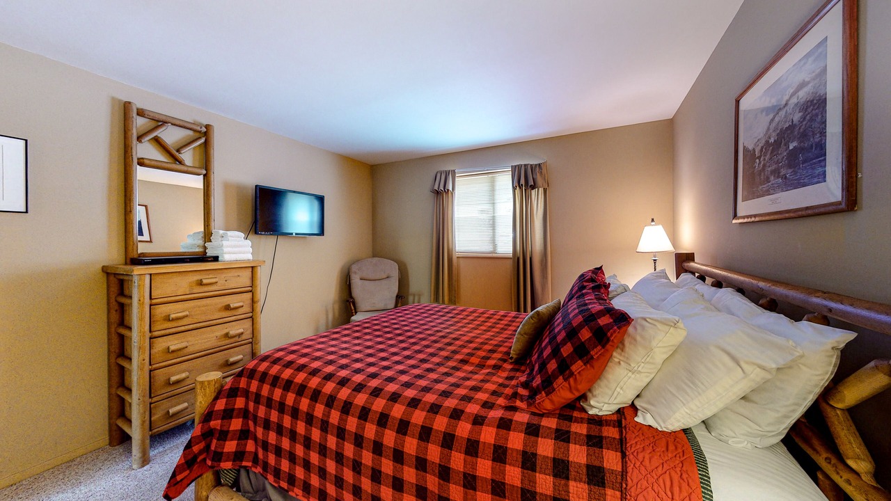Photo of Bedroom in Warren