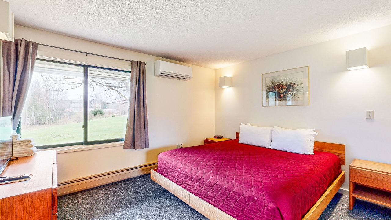 Photo of Bedroom in Stowe Area