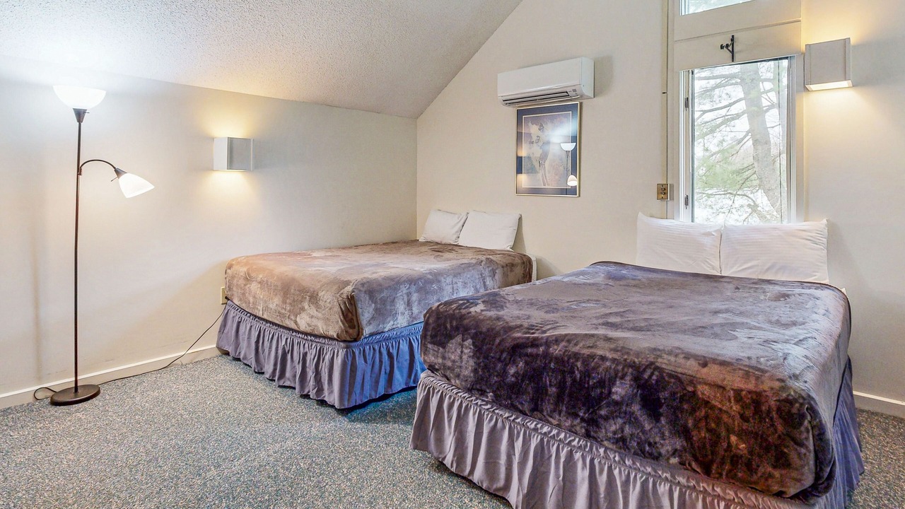 Photo of Bedroom in Stowe Area
