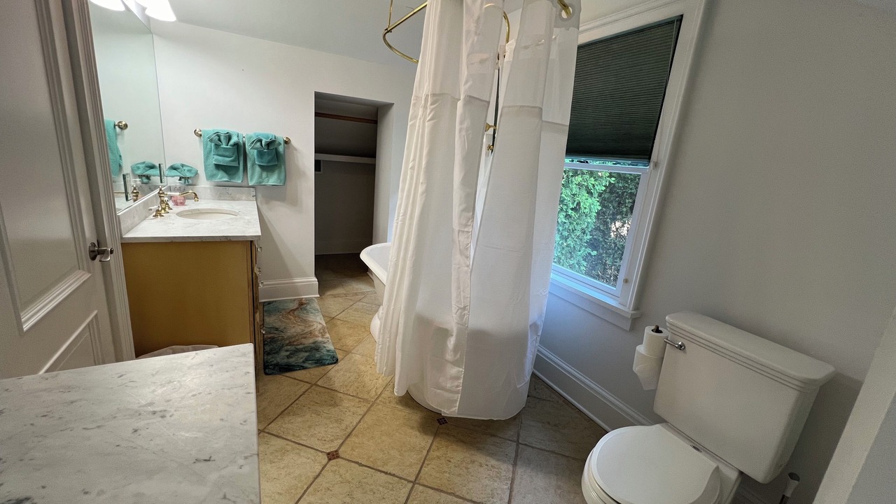 Photo of Bathroom in Water Mill