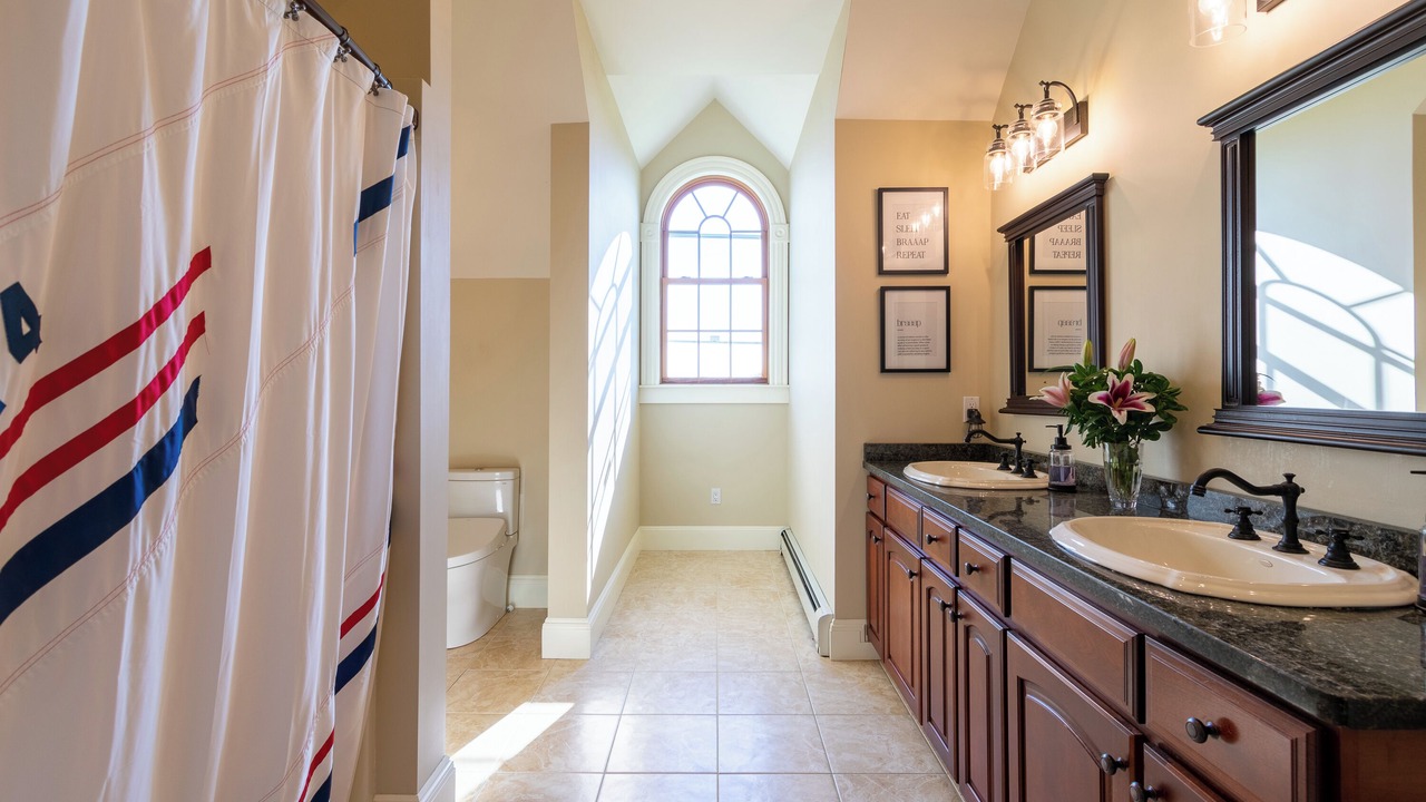 Photo of Bathroom in Lincolnville