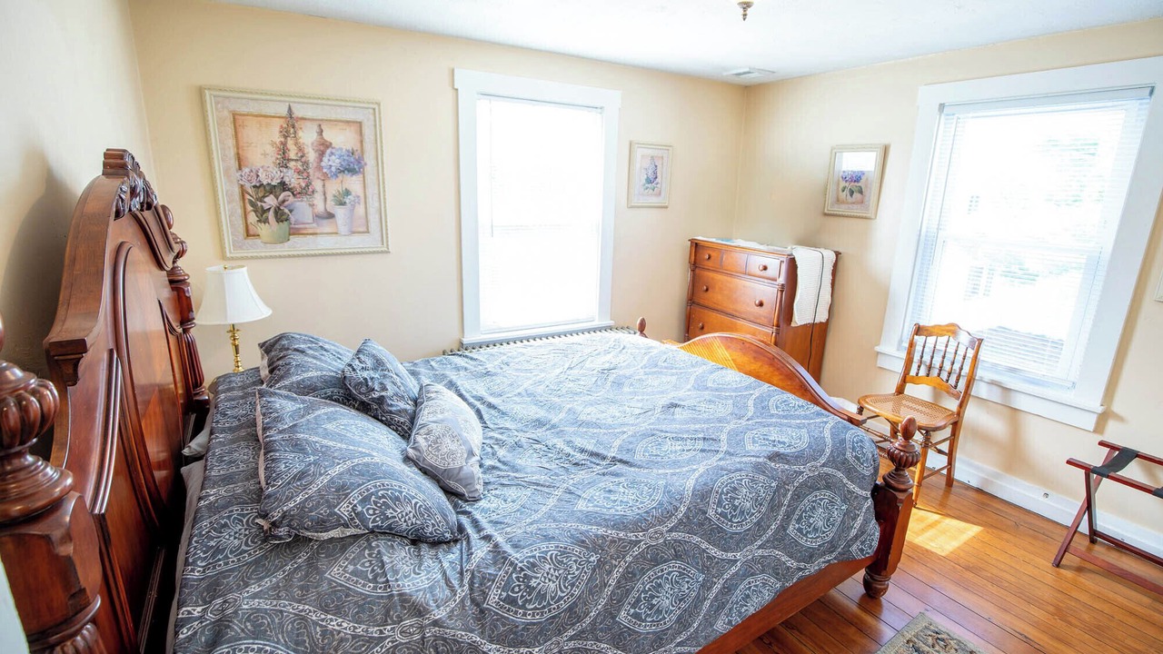 Photo of Bedroom in Bird In Hand