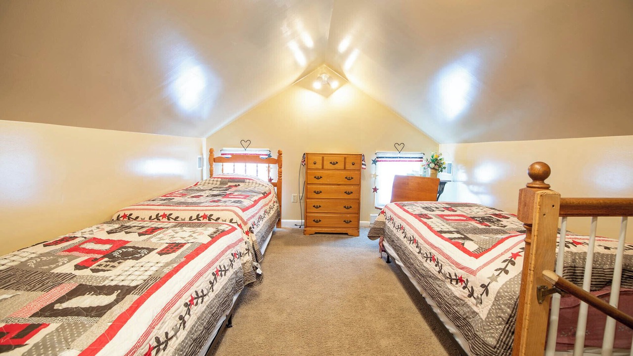 Photo of Bedroom in Bird In Hand