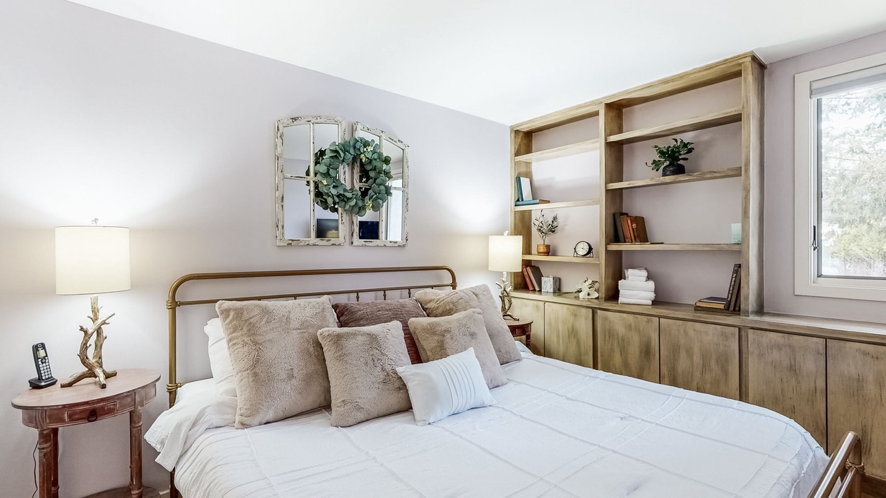 Photo of Bedroom in Warren